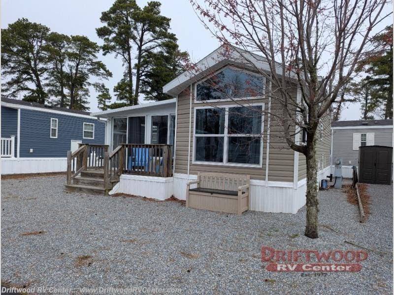 Used 2019 RC Industries Canterbury Parkvue 38FLL available in Clermont, New Jersey