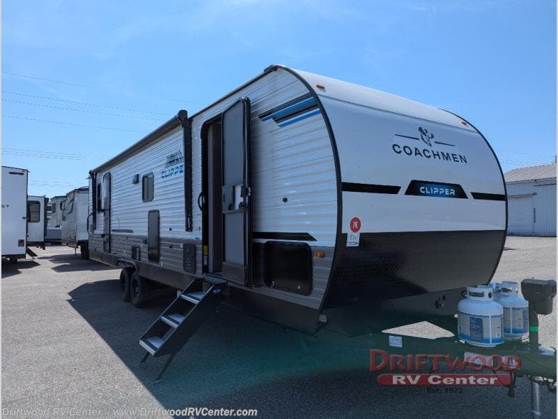 New 2026 Coachmen Clipper 6K Series 282DORM available in Clermont, New Jersey
