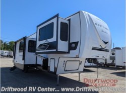 New 2026 East to West Tandara 390FL available in Clermont, New Jersey