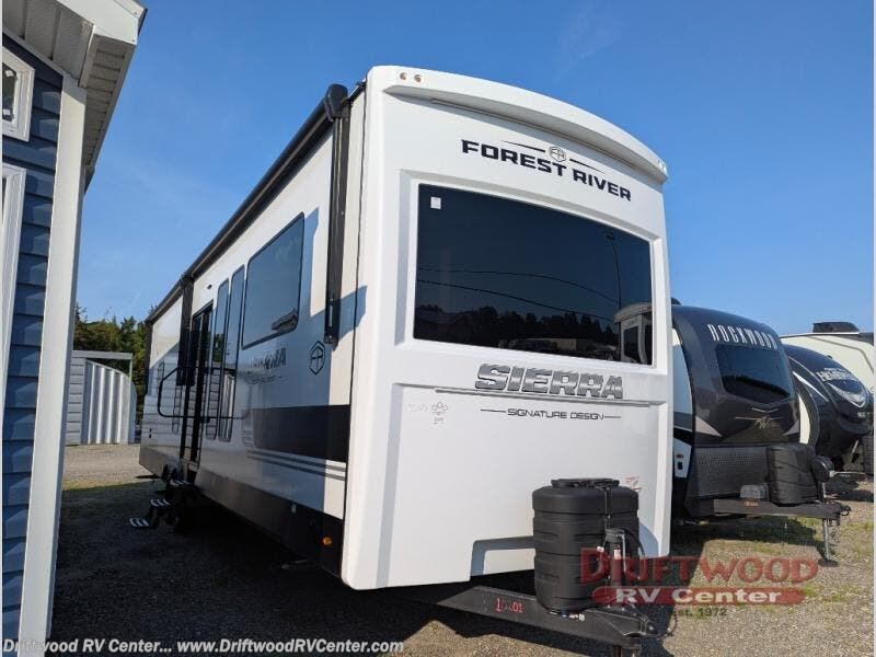 New 2027 Forest River Sierra Destination Trailers 422FKL available in Clermont, New Jersey