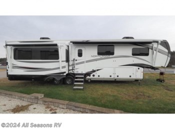 New 2022 Jayco North Point 377RLBH available in Muskegon, Michigan