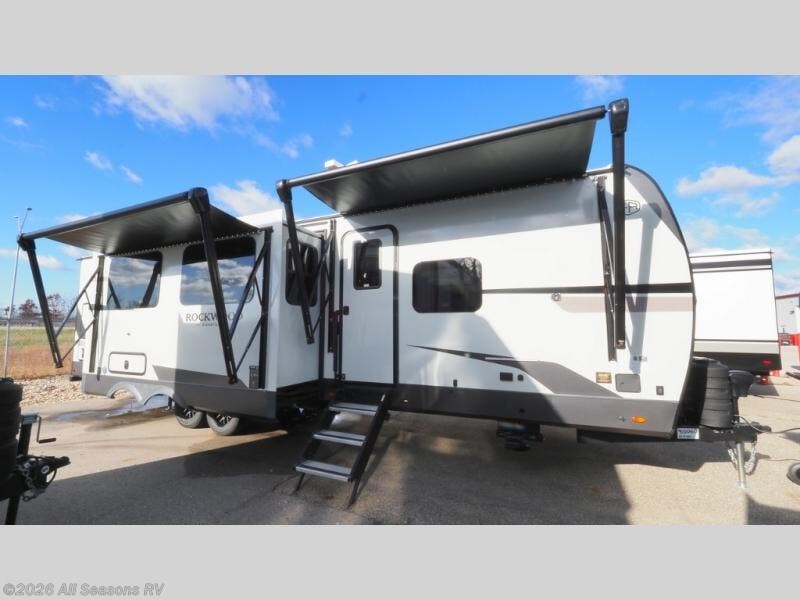 New 2026 Forest River Rockwood Signature Ultra Lite 8336BH available in Muskegon, Michigan
