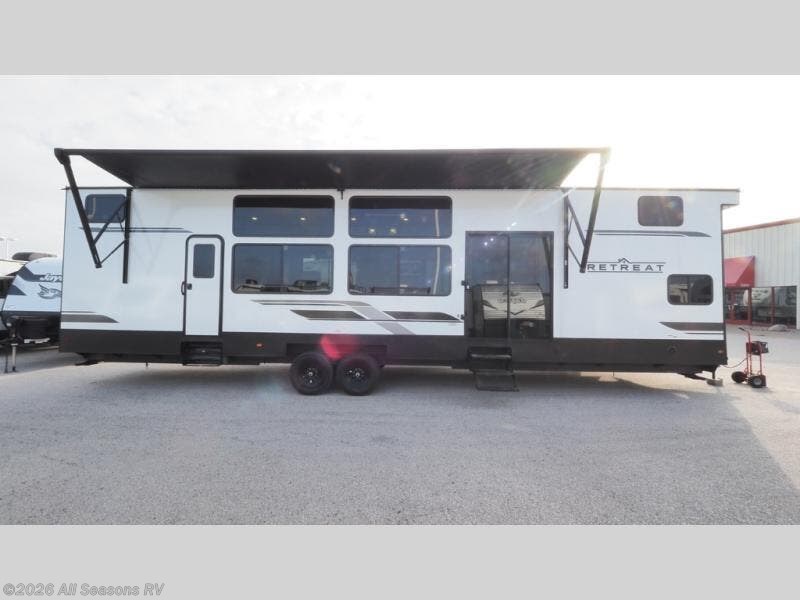New 2025 Keystone Retreat 391HBDL available in Muskegon, Michigan