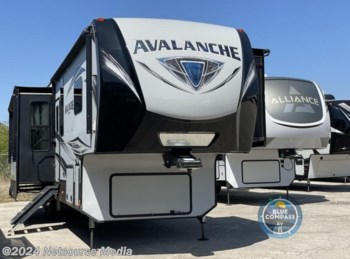 Used 2020 Keystone Avalanche 396BH available in Kyle, Texas