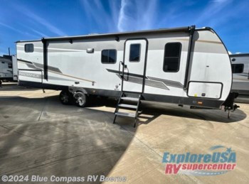 New 2022 Cruiser RV Radiance Ultra Lite R28QD available in Boerne, Texas