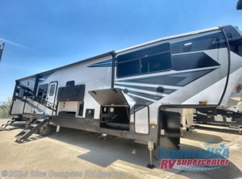 New 2022 Heartland Cyclone 4007 available in Boerne, Texas