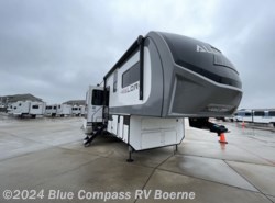 New 2024 Alliance RV Valor 42V13 available in Boerne, Texas