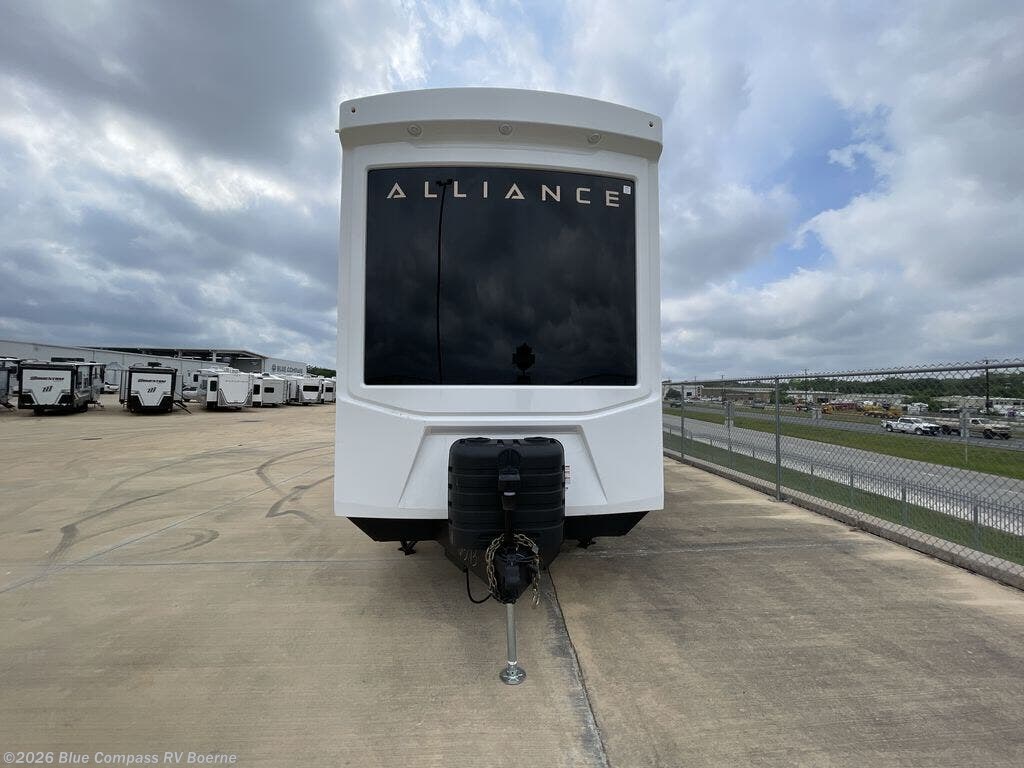 New 2025 Alliance RV Benchmark 44LFT available in Boerne, Texas