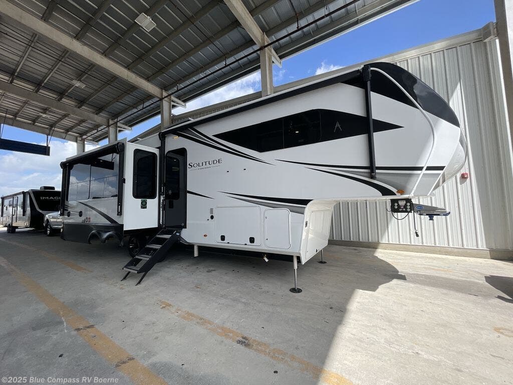 New 2025 Grand Design Solitude 310GK available in Boerne, Texas