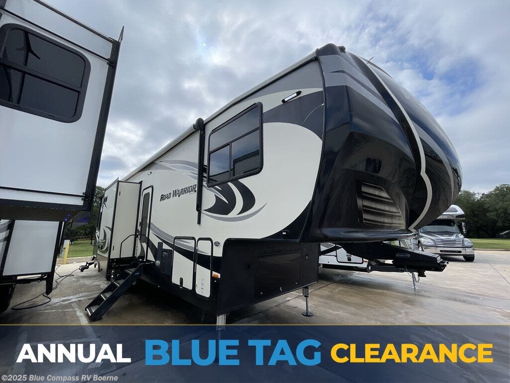 Used 2018 Heartland Road Warrior M-413 available in Boerne, Texas