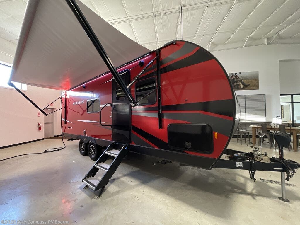 Used 2023 Venture RV Stratus Ultra-Lite  221vrk available in Boerne, Texas