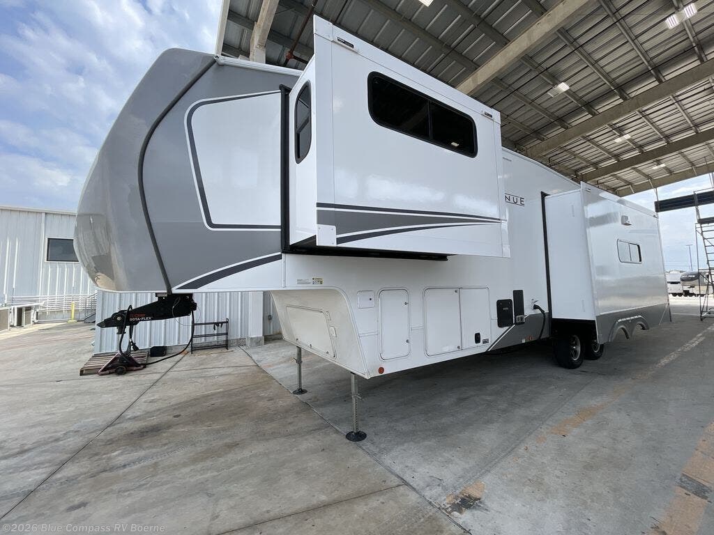 New 2026 Alliance RV Avenue 32RLS available in Boerne, Texas