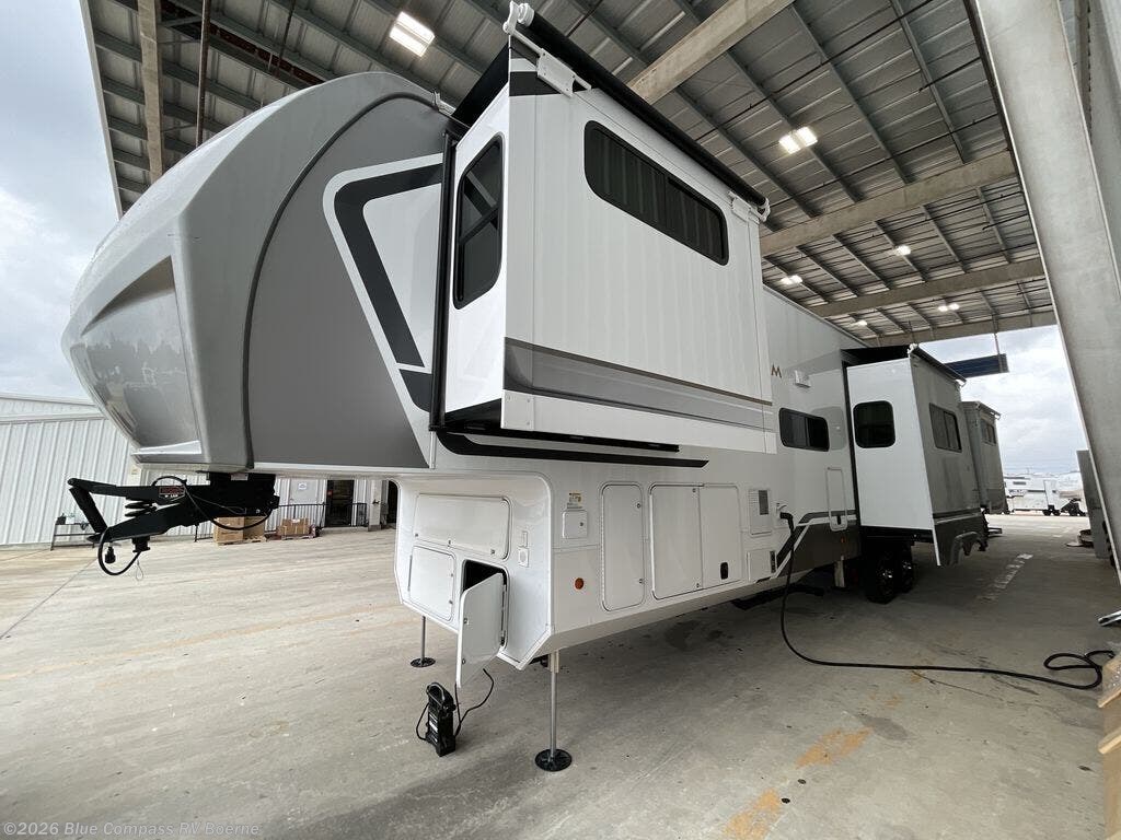 New 2026 Alliance RV Paradigm 395DS available in Boerne, Texas