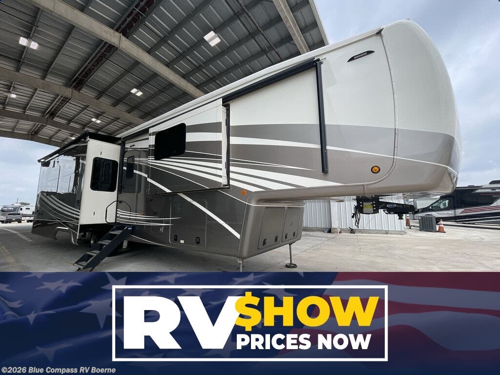 Used 2022 DRV Mobile Suites 41 RKDB available in Boerne, Texas