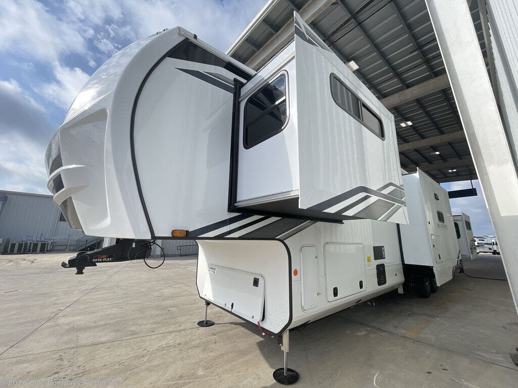 New 2027 Heartland Milestone 39TB available in Boerne, Texas