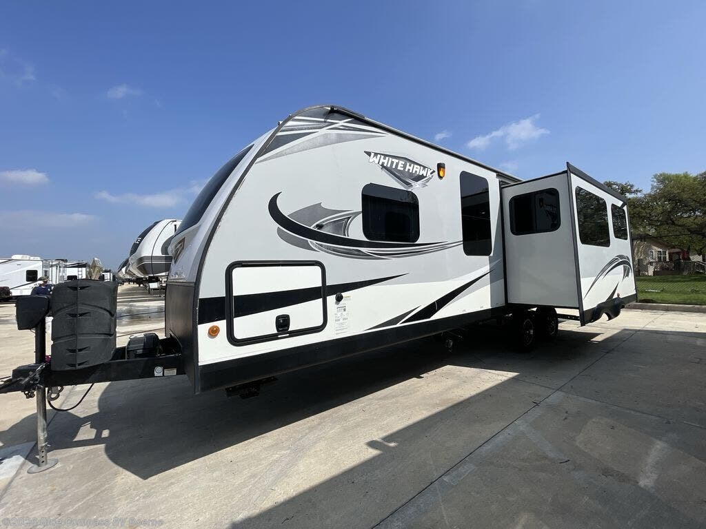 Used 2019  Jayco White Hawk 28RL by Jayco from Blue Compass RV Boerne in Boerne, TX