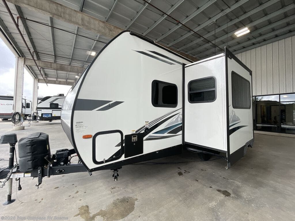 Used 2023  Forest River Surveyor 203RKLE by Forest River from Blue Compass RV Boerne in Boerne, TX