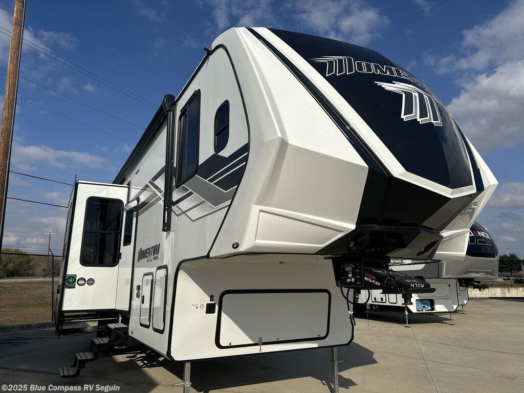 New 2026 Grand Design Momentum G-Class 350G available in Seguin, Texas
