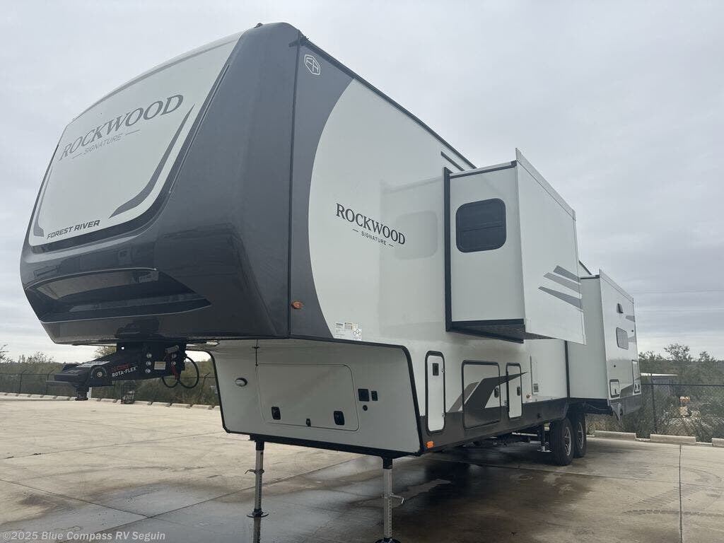 New 2026 Forest River Rockwood Signature 401SFB available in Seguin, Texas