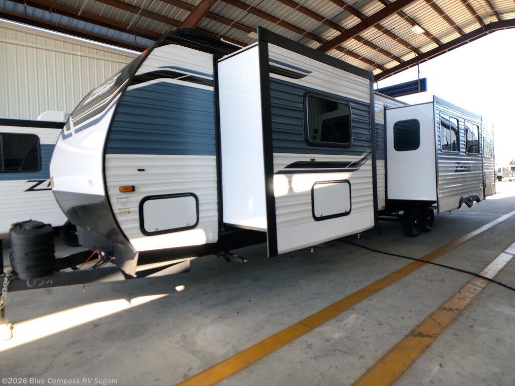 New 2026 CrossRoads Zinger 390DB available in Seguin, Texas