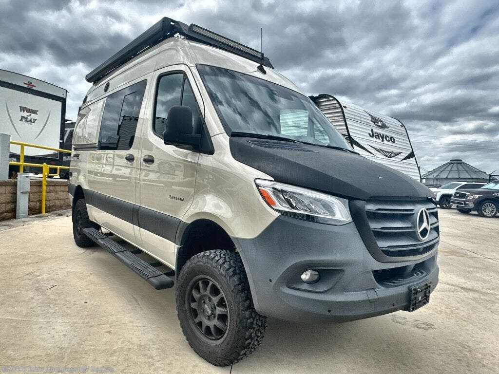 Used 2023 Entegra Coach Launch 19Y available in Seguin, Texas