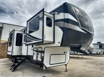 Used 2019 Heartland Bighorn 3950FL available in Seguin, Texas