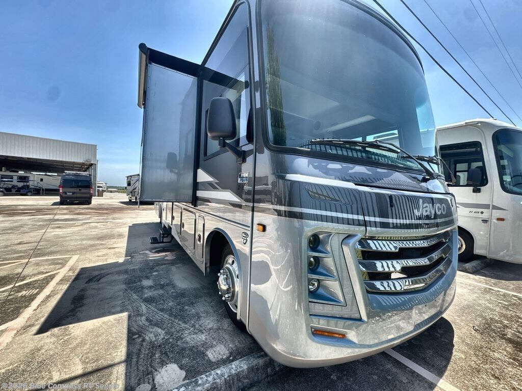 New 2026 Jayco Precept 31UL available in Seguin, Texas
