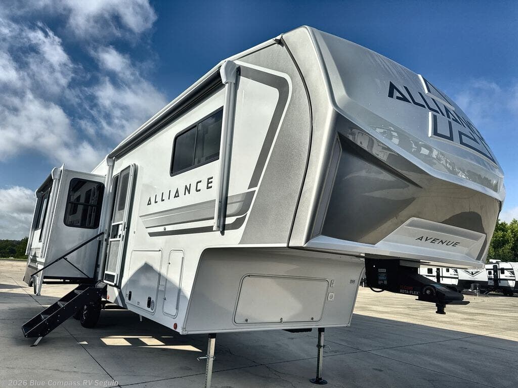 New 2027 Alliance RV Avenue 32RLS available in Seguin, Texas