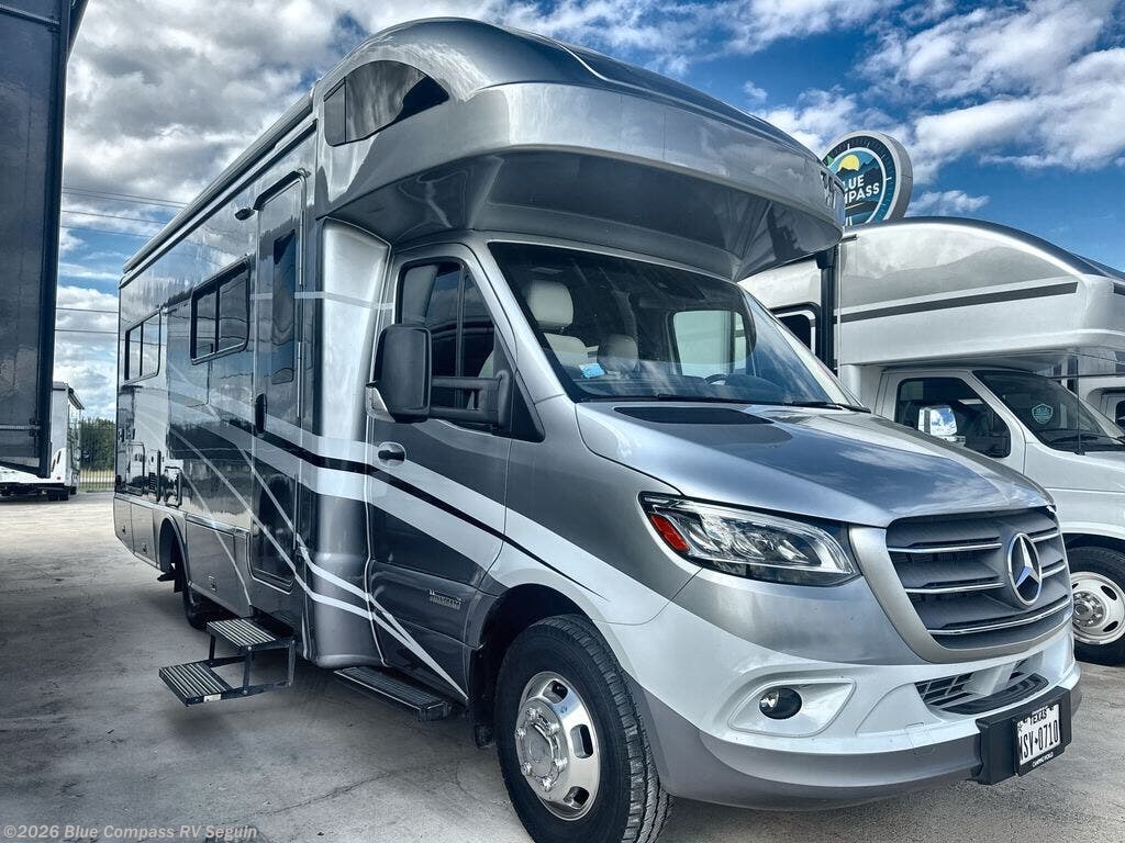 Used 2022  Winnebago View 24J by Winnebago from Blue Compass RV Seguin in Seguin, TX