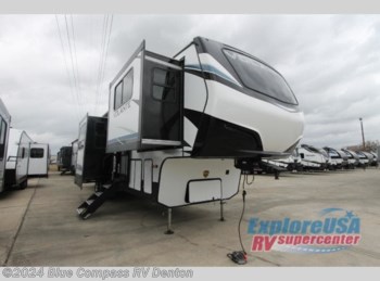 New 2022 CrossRoads Volante 3851FL available in Denton, Texas