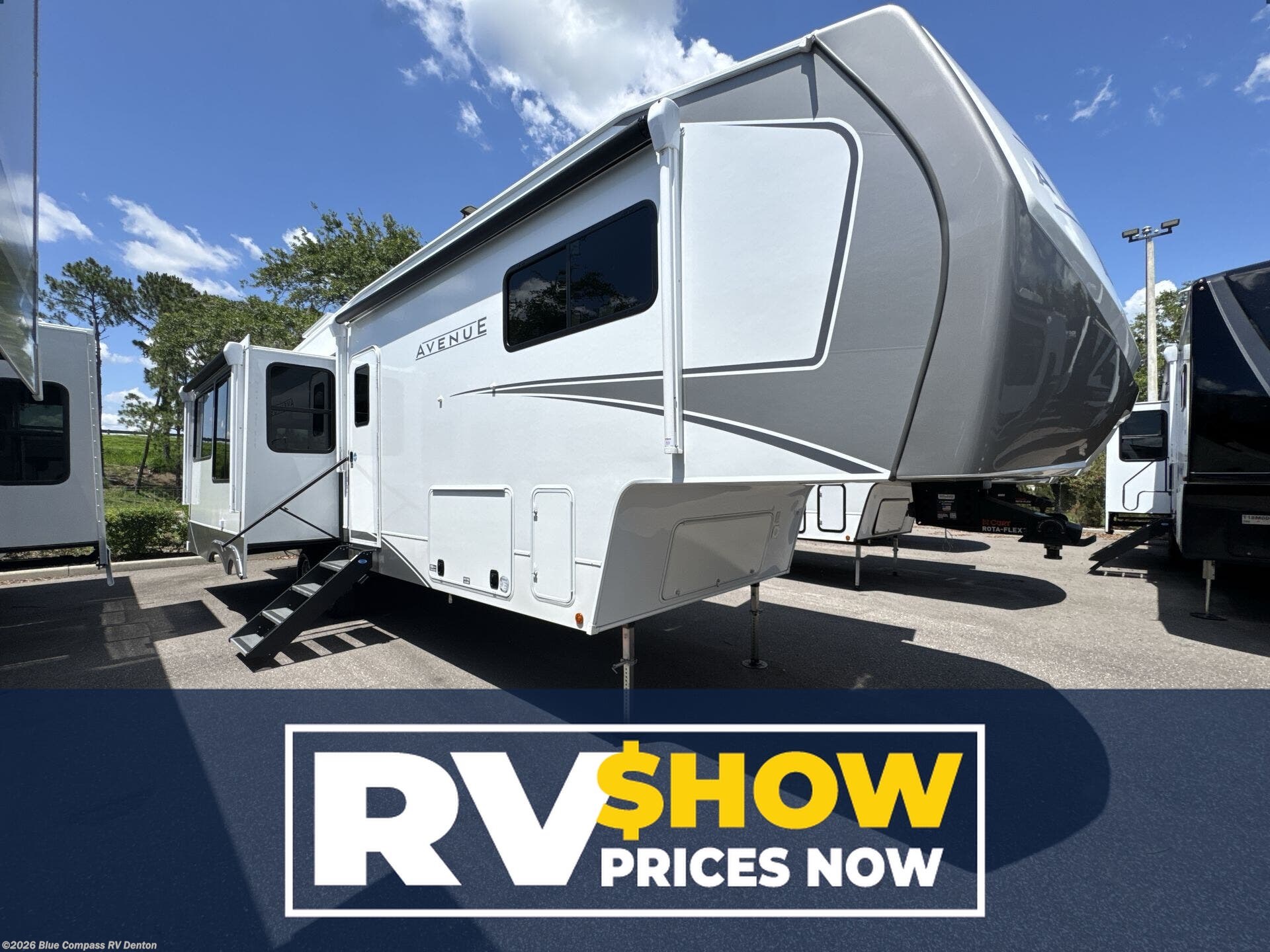 New 2025 Alliance RV Avenue 32RLS available in Denton, Texas