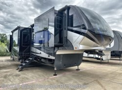 Used 2019 Vanleigh Beacon 40FLB available in Denton, Texas