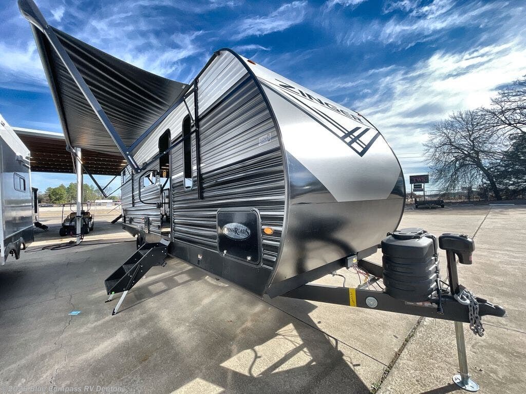 New 2026 CrossRoads Zinger Lite 290QB available in Denton, Texas