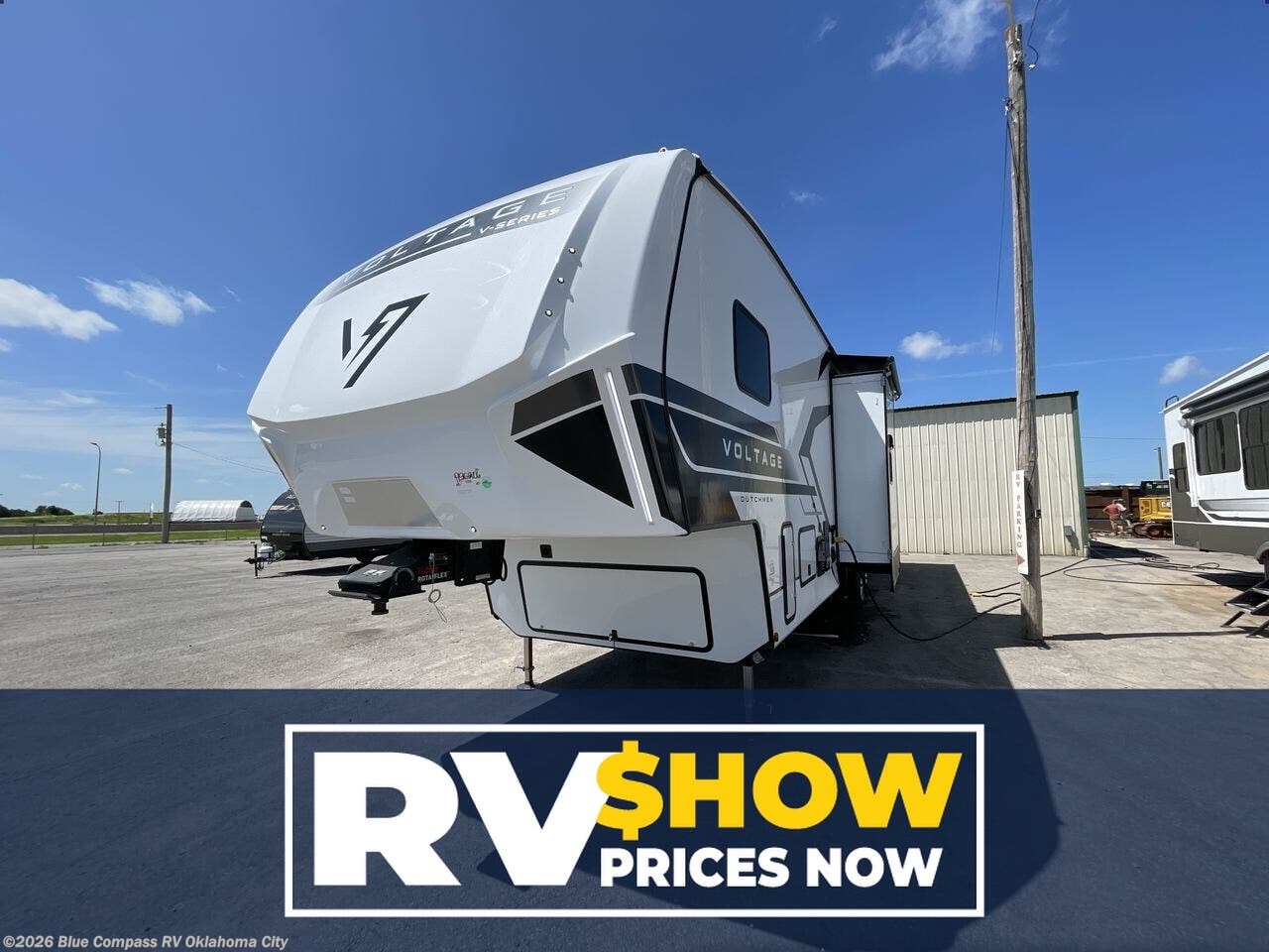 New 2025 Dutchmen Voltage V-Series 3600 available in Norman, Oklahoma
