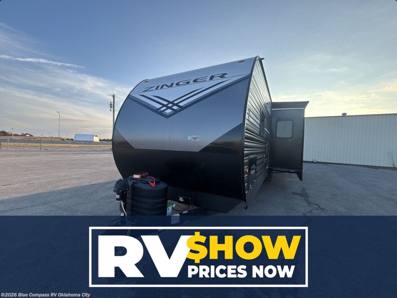 New 2026 CrossRoads Zinger 331BH available in Norman, Oklahoma