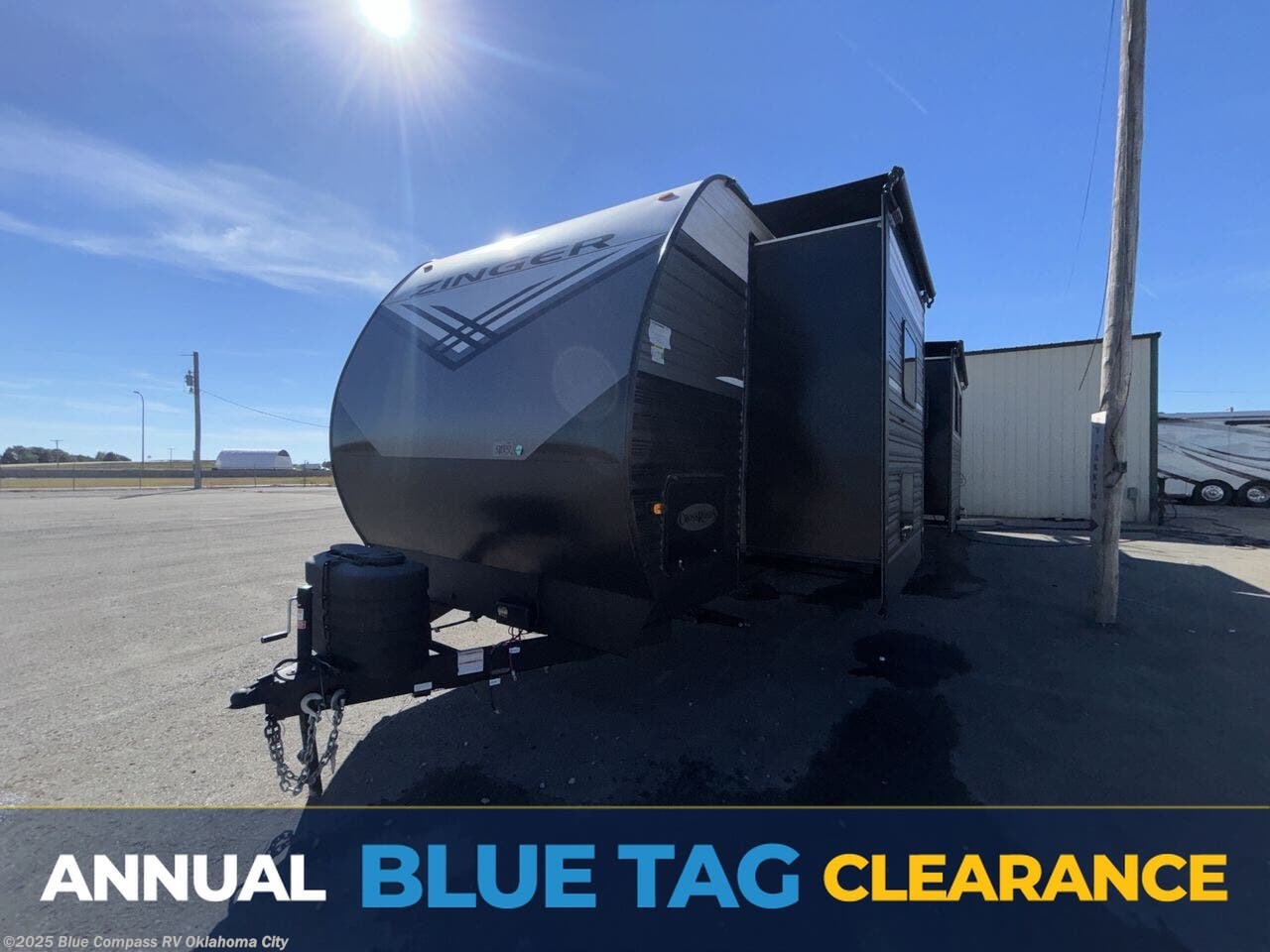 New 2026 CrossRoads Zinger 390DB available in Norman, Oklahoma