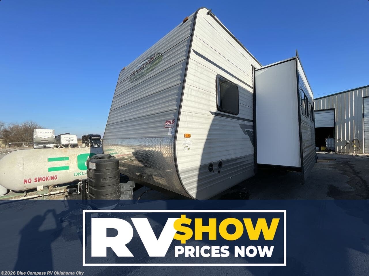 Used 2025 HL Enterprise Hy-Line 38FE1PA available in Norman, Oklahoma