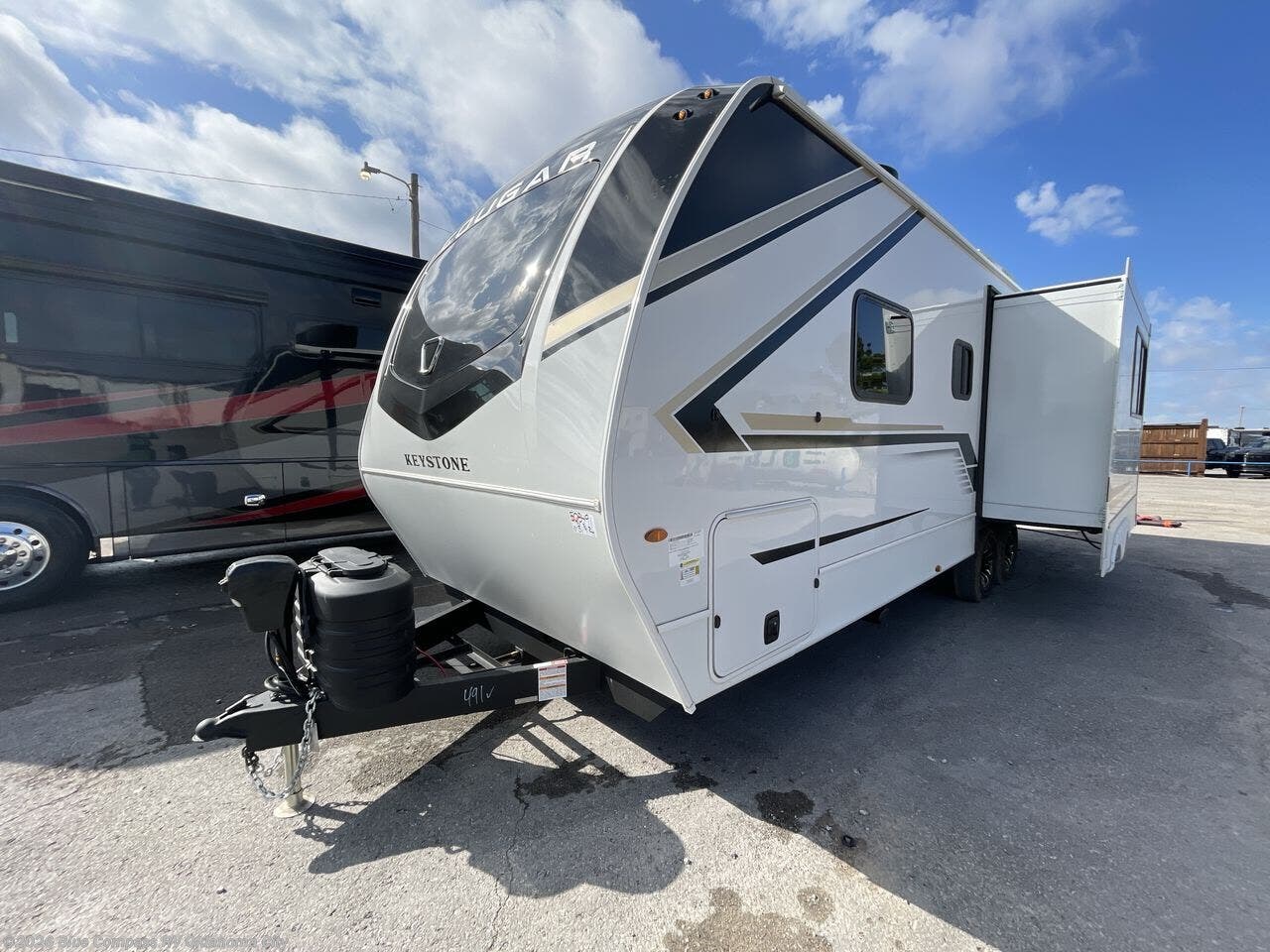 New 2026 Keystone Cougar Half-Ton 25RDS available in Norman, Oklahoma