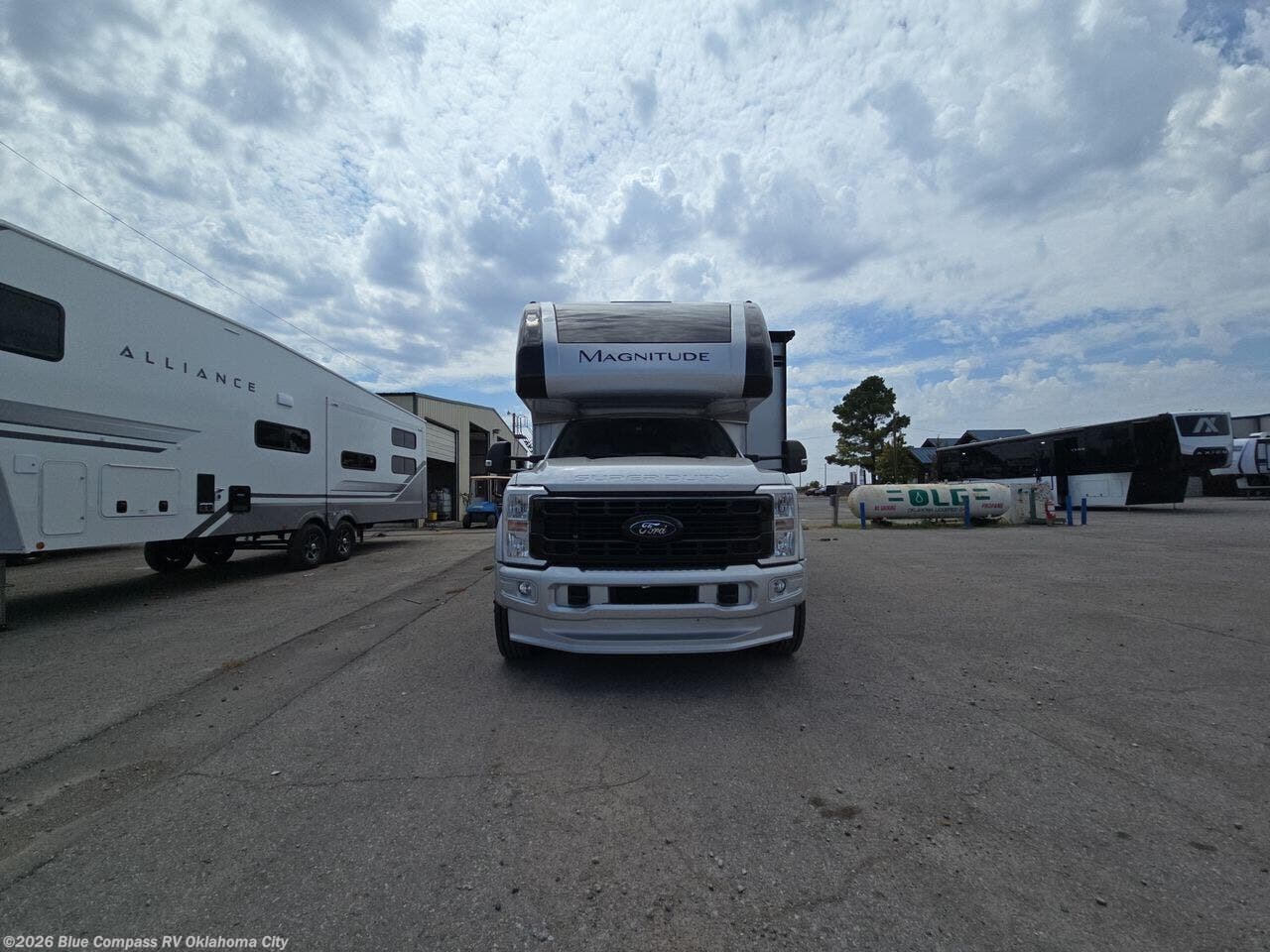Used 2025 Thor Motor Coach Magnitude LV35 available in Norman, Oklahoma