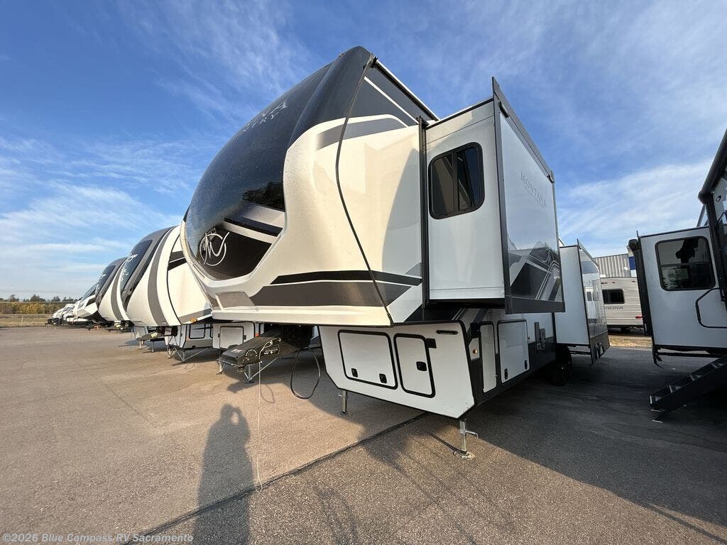 New 2025 Keystone Montana High Country 331RL available in Rancho Cordova, California