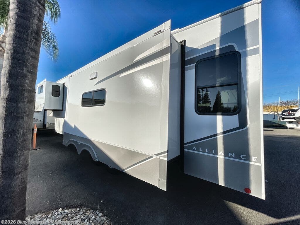 New 2026 Alliance RV Avenue 32RLS available in Rancho Cordova, California