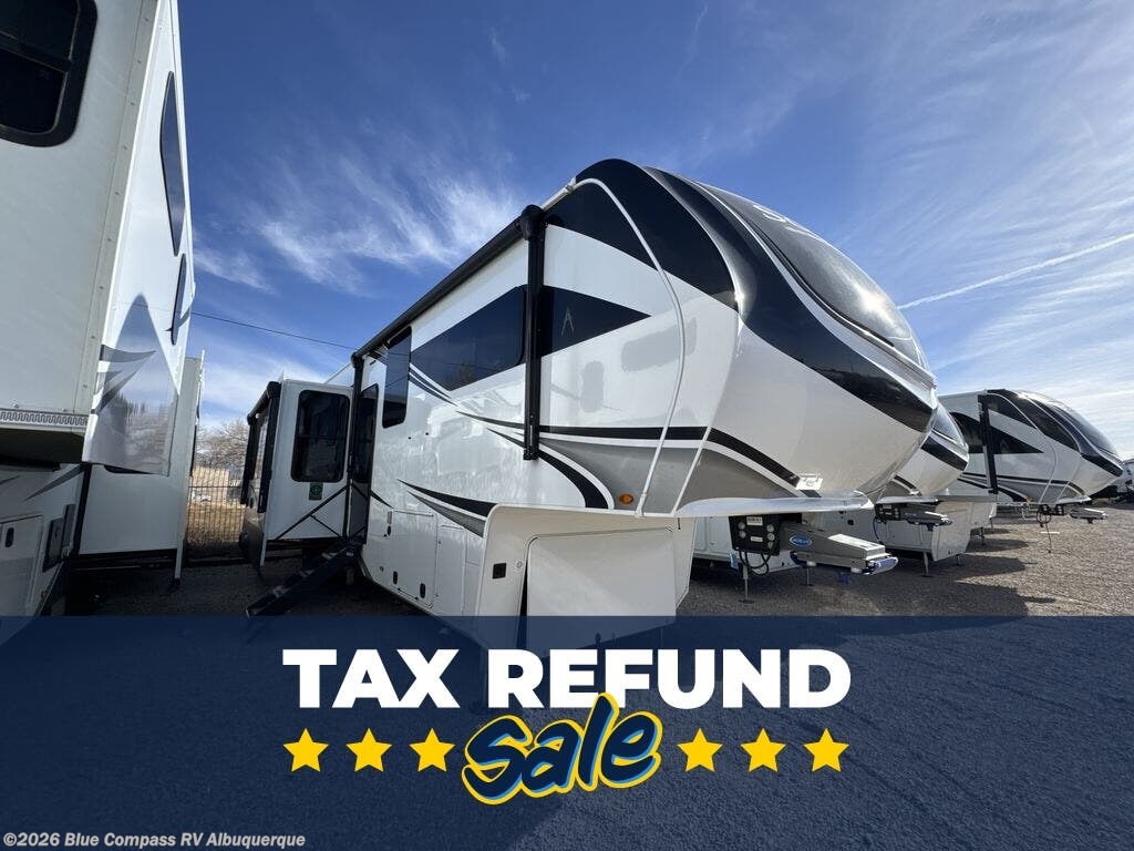 New 2025 Grand Design Solitude 391DL available in Albuquerque, New Mexico