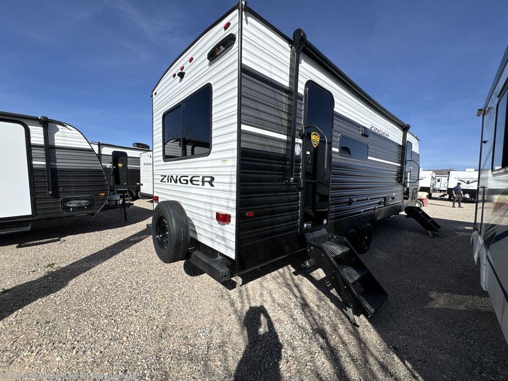 New 2026 CrossRoads Zinger 260RL available in Albuquerque, New Mexico