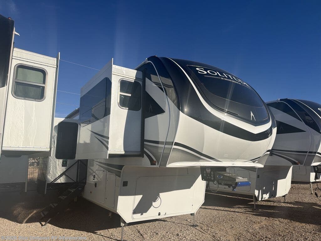 New 2026 Grand Design Solitude 380FL available in Albuquerque, New Mexico