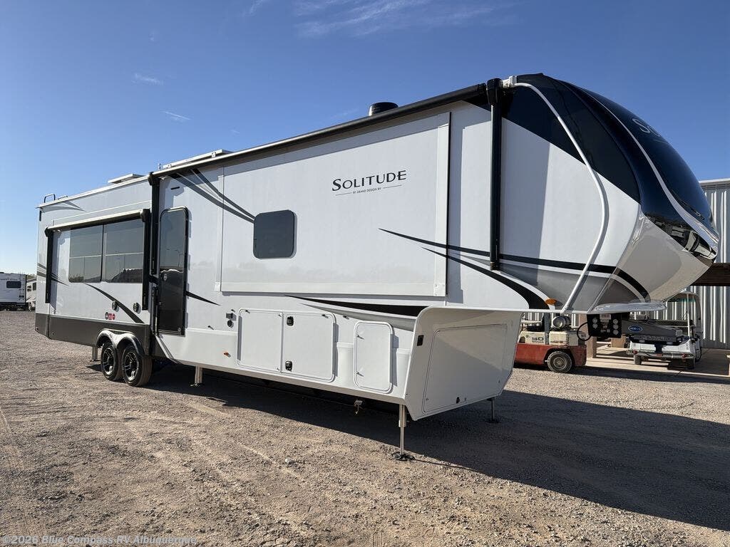 New 2026 Grand Design Solitude 417KB available in Albuquerque, New Mexico