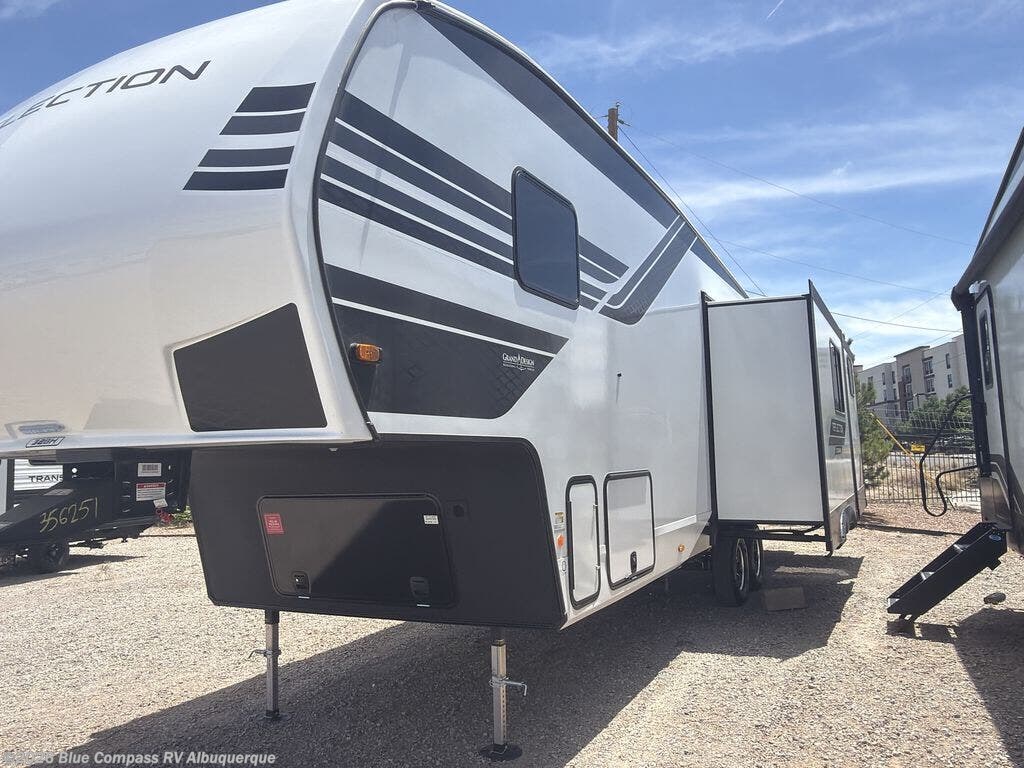 New 2026 Grand Design Reflection 100 Series 32BH available in Albuquerque, New Mexico