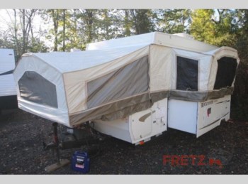 Used 2010 Forest River Rockwood Premier 2514G available in Souderton, Pennsylvania
