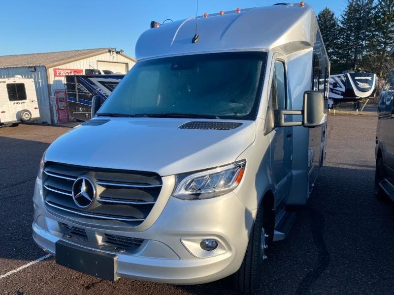 New 2025 Pleasure-Way Plateau XLRB Std. Model available in Souderton, Pennsylvania