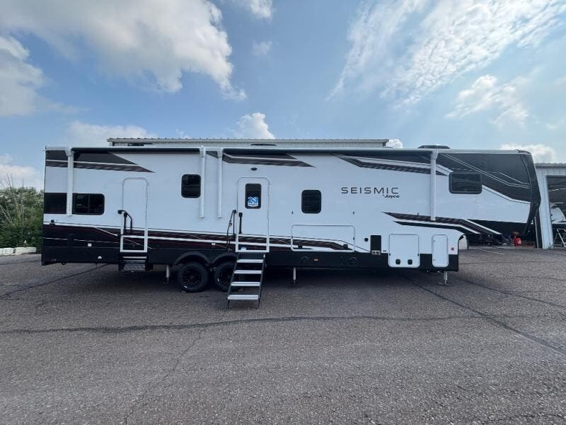 New 2026 Jayco Seismic 359 available in Souderton, Pennsylvania