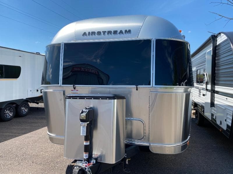 Used 2023 Airstream Flying Cloud 25FB Twin available in Souderton, Pennsylvania